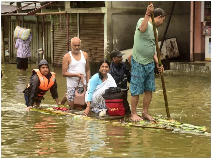 Assam Flood: 11 lakh people affected in 25 districts due to torrential rains and floods in Assam. 10 big things Assam Flood: असम में हो रही मूसलाधार बारिश और बाढ़ के चलते 25 जिलों में 11 लाख लोग प्रभावित | 10 बड़ी बातें
