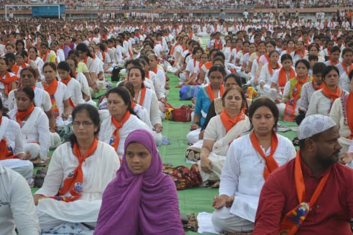 Nagpur : या वर्षीचा आंतरराष्ट्रीय योग दिन कस्तुरचंद पार्कवर, देशातल्या 75 प्रसिद्ध स्थळांमध्ये नागपूरची निवड Nagpur is selected among the 75 famous places in the country Nagpur : या वर्षीचा आंतरराष्ट्रीय योग दिन कस्तुरचंद पार्कवर, देशातल्या 75 प्रसिद्ध स्थळांमध्ये नागपूरची निवड