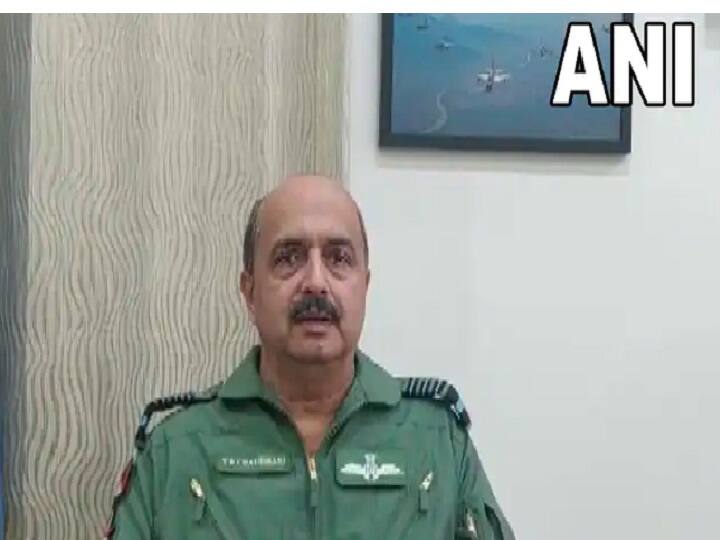 அக்னிபத் திட்டம்: விமானப்படை வீரர்கள் மத்தியில் பேசுகிறார் ஏர் சீஃப் மார்ஷல் வி.ஆர்.சவுத்ரி Air Force Chief To Visit Forward Bases, Address Toops On 'Agnipath' Scheme அக்னிபத் திட்டம்: விமானப்படை வீரர்கள் மத்தியில் பேசுகிறார் ஏர் சீஃப் மார்ஷல் வி.ஆர்.சவுத்ரி