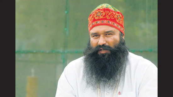 Ram Rahim parole :  Dera Sacha Sauda Chief Gurmeet Ram Rahim has been granted parole for about a month ਰਾਮ ਰਹੀਮ 'ਤੇ ਹਰਿਆਣਾ ਸਰਕਾਰ ਫਿਰ ਹੋਈ ਮਿਹਰਬਾਨ, 1 ਮਹੀਨੇ ਦੀ ਪੈਰੋਲ 'ਤੇ ਆਇਆ ਬਾਹਰ