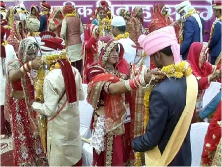 Gorakhpur 400 girls to get married under Mukhyamantri samuhik vivah yojana ann Gorakhpur: बाबुल का घर छोड़कर 400 बेटियां जाएंगी ससुराल, UP सरकार ने उठाई शादी की जिम्मेदारी