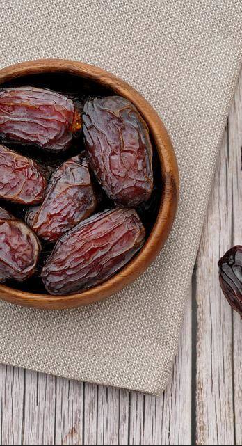 রোজ খান খেজুর