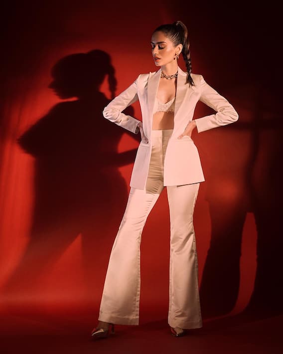 Manushi Chhillar Rocks The Award Night In A White Pantsuit - SEE PICS
