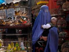 Taliban On Hijab: तालिबान ने अफगानिस्तान में लगाए पोस्टर, हिजाब नहीं पहनने वाली महिलाओं को बताया जानवर