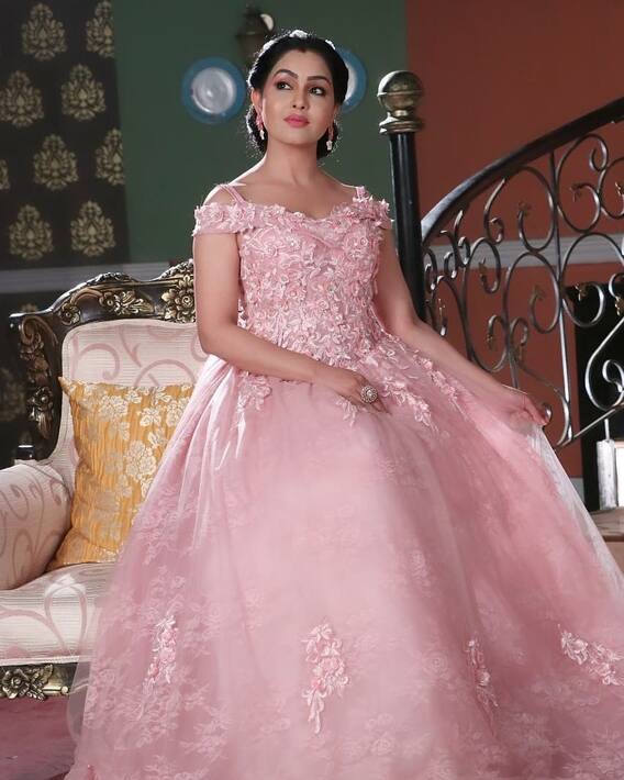 TV Actresses Debut after Marriage: शादी के बाद टीवी की इन पॉपुलर एक्ट्रेस ने किया था डेब्यू, कुछ तो करियर शुरू करने से पहले बन गई थीं मां