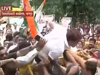 Nagpur congress Agitation : नागपूर जिल्हाधिकारी कार्यालयावर काँग्रेसचा मोर्चा, पोलीस आंदोलक आमने सामने
