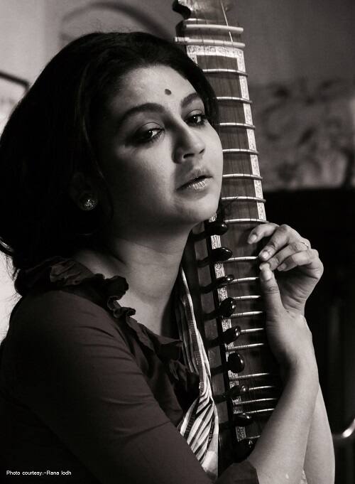 জয়ার 'ঝরা পালক' সফর