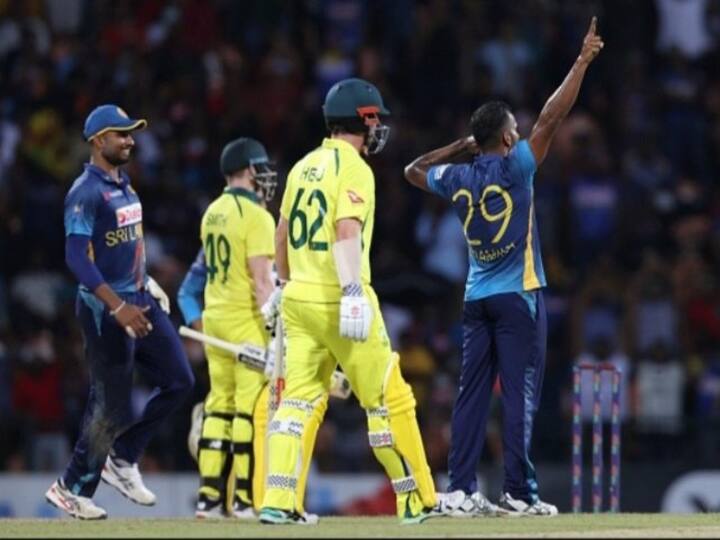 Sri Lanka entertain roaring Pallekele crowd with series-levelling win AUS vs SL: तब्बल सहा वर्षानंतर श्रीलंकेनं ऑस्ट्रेलियाविरुद्ध एकदिवसीय सामना जिंकला!