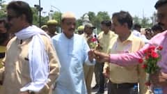 शांतिपूर्ण रूप से पूरी हुई जुम्मे की नमाज, Lucknow में ऐसे हुआ नमाजियों का स्वागत