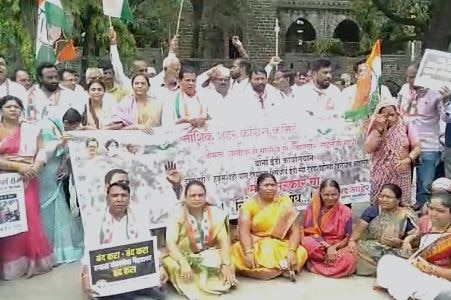 Congress Agitation : राहुल गांधींच्या समर्थनार्थ काँग्रेसची राज्यभर निदर्शनं, भाजपविरोधी जोरदार घोषणाबाजी 