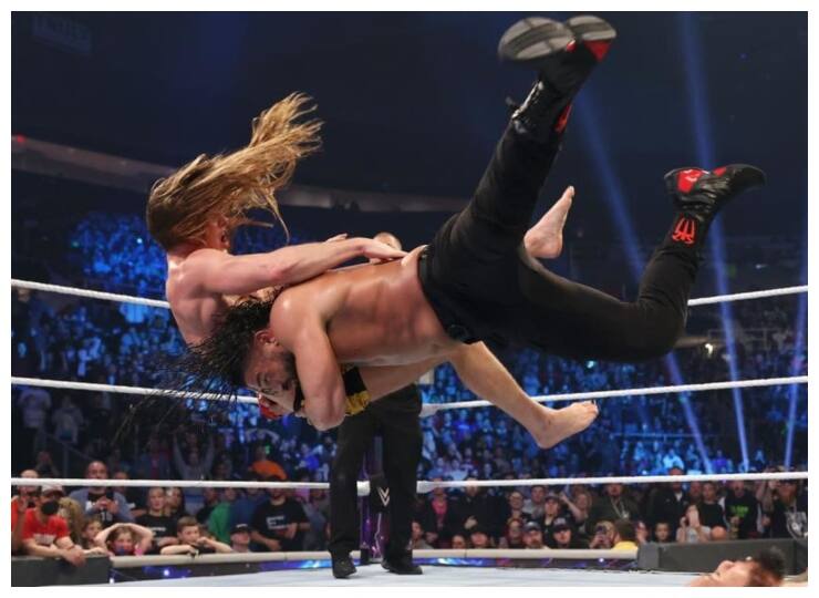 3 reasons why Roman Reigns defeated Riddle to retain his undisputed WWE Universal Title In Smackdown 3 कारण क्यों Riddle को Roman Reigns के खिलाफ अनडिस्प्यूटेड WWE यूनिवर्सल टाइटल मैच में मिली हार