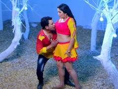 Aamrapali Dubey की हसीन अदाओं के निरहुआ हुए दीवाने, वायरल वीडियो देख फैंस हुए मस्ताने