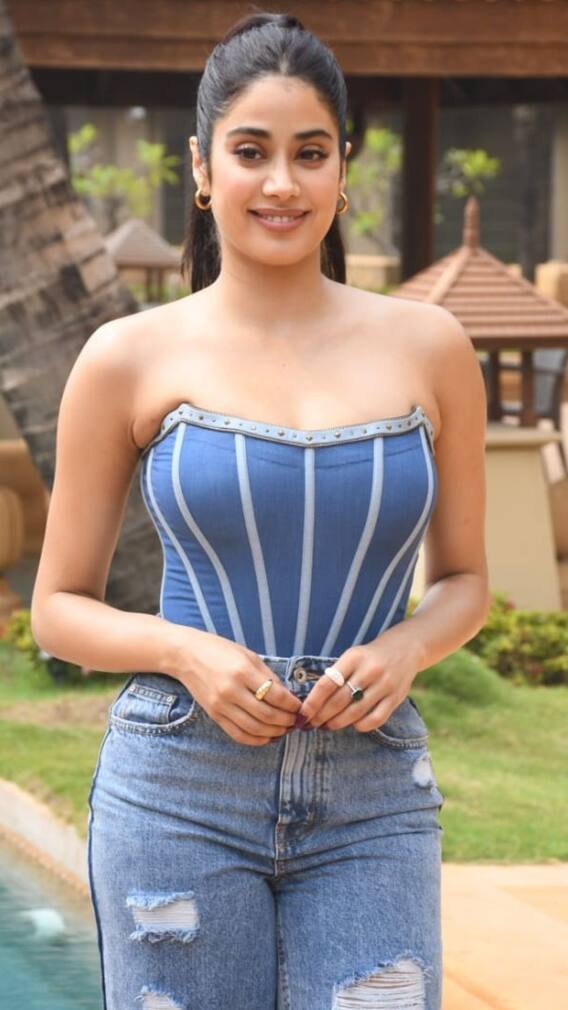 জাহ্নবী কপূরের প্রথম প্রেম কে?