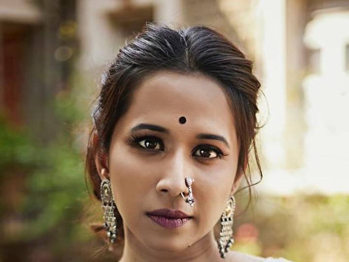 चाहत्यांसोबत सोशल मीडियाच्या माध्यमातून ती नेहमीच कनेक्ट राहण्याचा प्रयत्न करत असते. कधी ट्रीपचे तर कधी कामाच्या अपडेटबद्दल ती माहिती शेअर ती चाहत्यांसोबत शेअर करत असते. (photo:shreyabugde/ig)