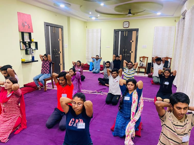 Organizing various programs on the occasion of Yoga Day Nagpur : कस्तुरचंद पार्कवर हजारोंच्या संख्येने पोहचा, सकाळी 5.30 पासून विविध कार्यक्रम
