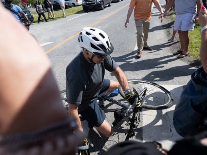 WATCH | US President Joe Biden Tumbles Off Bicycle, Says 'I'm Good' As He Gets Up Unhurt WATCH | US President Joe Biden Tumbles Off Bicycle, Says 'I'm Good' As He Gets Up Unhurt