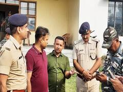 Bihar Bandh: गोपालगंज में बोलेरो से 15 लोगों को पकड़ा गया, गाड़ी से मिले लाठी-डंडे, तारकिशोर प्रसाद का कार्यक्रम भी रद्द