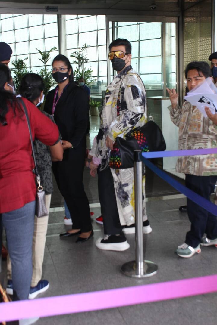 वीडियो में दिखाया गया है कि करण का बेटा यश फिल्म निर्माता को बताता है कि उसे उसके बारे में क्या पसंद नहीं है.