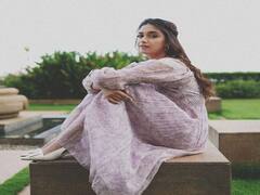 Keerthy Suresh : வெள்ளி நிற தேவதையாக கீர்த்தி சுரேஷ்..! லேட்டஸ்ட் கிளிக்ஸ்..!