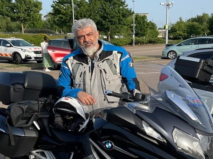 Photos of actor Ajith Kumar riding his BMW bike have gone viral on the internet Ajith Viral Photo: அடடே..மாஸ்..! பைக்கில் பறவையாய் பறந்த அஜித்.! நறுக்குனு நாலு ஃபோட்டோ!