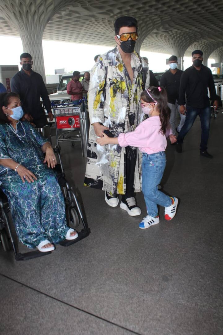 तस्वीरों में आप देख सकते हैं कि सभी ने मास्क पहने हुए थे क्योंकि शहर में कोविड के मामले बढ़ रहे हैं.