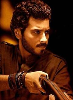 Divyendu Sharma Birthday: मिर्जापुर के बेबाक मुन्ना भैया असल जिंदगी में हैं शर्मीले, 7 साल बाद पत्नी से किया था इश्क-ए-इजहार