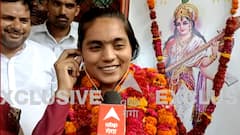 UP Board 12th की टॉपर दिव्यांशी ने बताया कैसे की थी तैयारी और क्यों मिली सफलता, देखिए ख़ास बातचीत