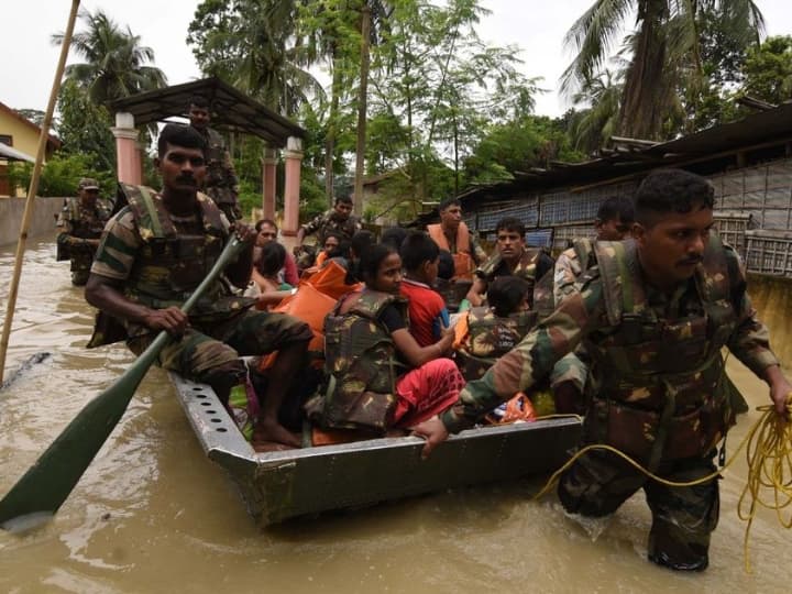 Three Children Missing After Boat Capsizes Hojai Assam Raikota Islampur Villager Assam Floods: Three Children Missing After Boat Carrying 24 Capsizes In Hojai