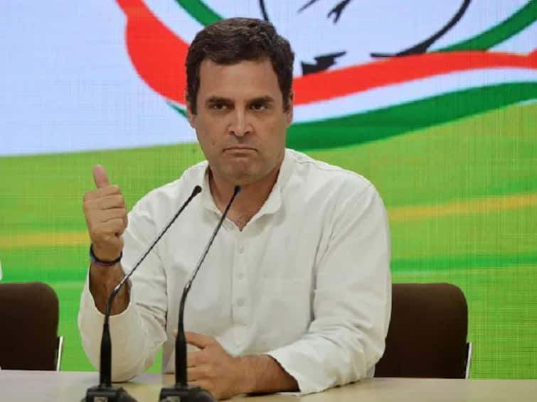 congress leader rahul gandhi said pm modi will have to withdraw agnipath scheme for army recruitment  Agnipath Scheme : पंतप्रधान मोदींना 'माफीवीर' व्हावे लागेल, अग्निपथ योजनेवरून राहुल गांधींचा हल्लाबोल 