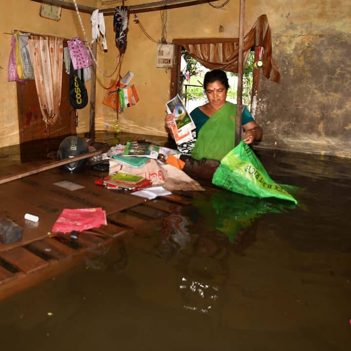 বন্যা পরিস্থিতির জেরে ২৮টি জেলার ১৮.৯৪ লক্ষ মানুষ ক্ষতিগ্রস্ত।