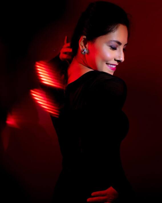 Photo: Bala seeing you... Sonali Kulkarni shares killer look!