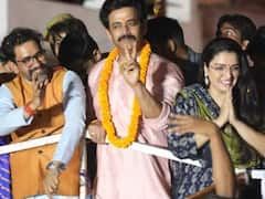 Azamgarh By Election: Nirahua के लिए प्रचार करने पहुंची भोजुरी स्टार आम्रपाली दुबे, रवि किशन भी आए नज़र