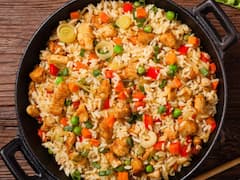 Chicken Rice Recipe: అన్నం మిగిలిపోతే చికెన్ రైస్ చేసుకోండిలాా