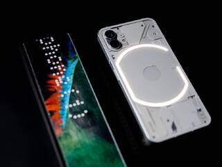 Nothing Phone 1 : नथिंग फोन 1 की प्री बुकिंग ने 1 लाख का आंकड़ा किया पार, ऐसा क्या है इसमें खास?