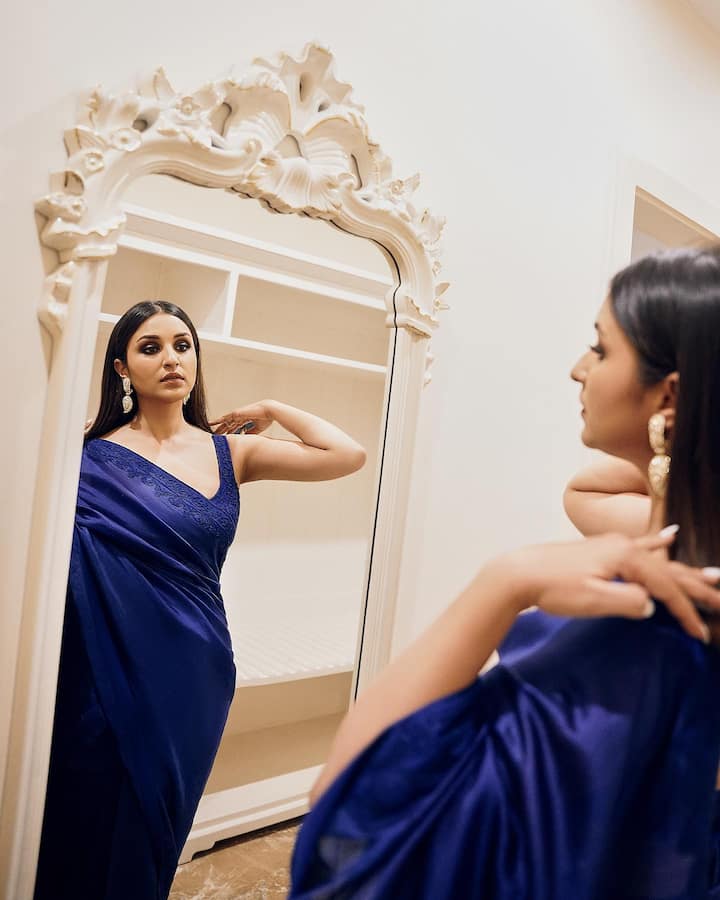 परिणीती चोप्राने अलीकडेच इंस्टाग्रामवर शेअर केलेल्या फोटोंमध्ये ती एकापेक्षा एक आकर्षक आणि किलर पोज देताना दिसत आहे.