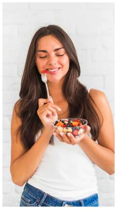 Health tips: આ ફળોને છાલ સાથે ખાવાના છે, અદભૂત ફાયદા