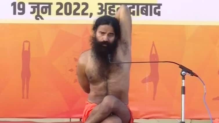 Baba Ramdev Rehearses Ahead Of International Yoga Day Event In Ahmedabad |  ABP News