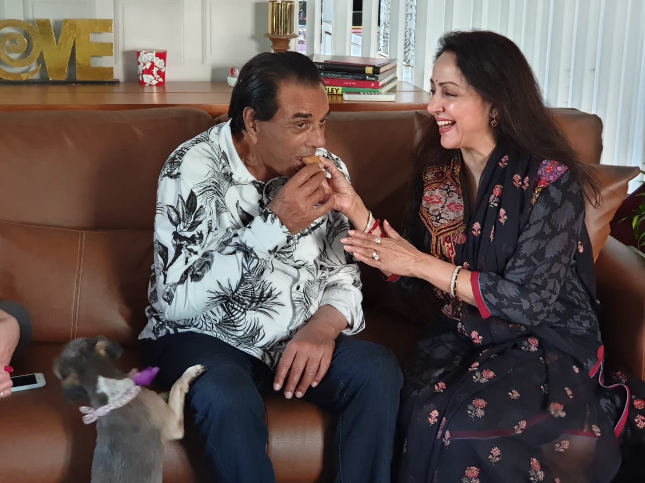 Hema Malini Dharmendra Wedding: हेमा मालिनी से निकाह के लिए धर्मेंद्र ने मेहर में कितनी बड़ी रकम दी थी? जान कर चौंक जाएंगे