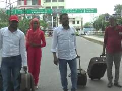 Agnipath Scheme Protest: अग्निपथ योजना के विरोध के चलते गोरखपुर में कई ट्रेनें कैंसिल, यात्रियों की बढ़ी परेशानी