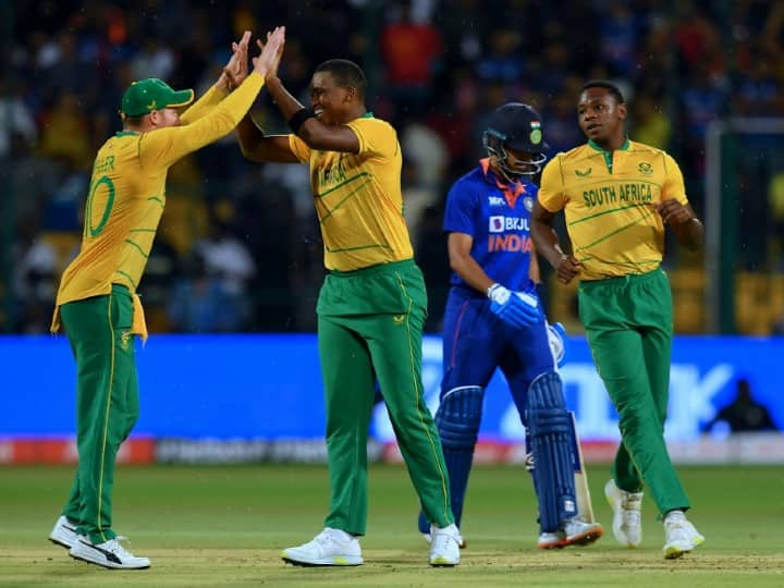 IND vs SA 3rd T20I: Team India will come with the intention of clean sweep, know from possible playing-11 to pitch and weather mood IND vs SA 3rd T20I: ક્લીન સ્વીપના ઈરાદા સાથે ઉતરશે ટીમ ઈન્ડિયા, જાણો સંભવિત પ્લેઈંગ-11થી લઈને પીચ અને હવામાનનો મિજાજ