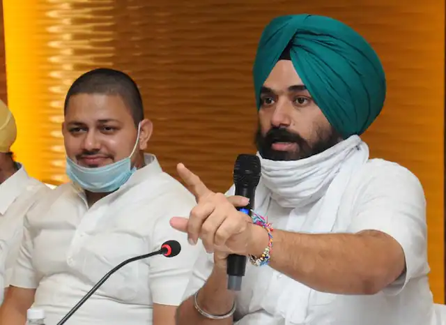 ਸੰਗਰੂਰ ਜ਼ਿਮਨੀ ਚੋਣ : ਬਰਿੰਦਰ ਢਿੱਲੋਂ ਨੇ ਸੀਐਮ ਮਾਨ 'ਤੇ ਵਿੰਨ੍ਹਿਆ ਨਿਸ਼ਾਨਾ, ਸਾਡਾ ਉਮੀਦਵਾਰ ਮਿਹਨਤੀ ਤੇ ਆਪ ਦਾ ਡੰਮੀ....