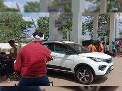 Petrol-Diesel Price: সপ্তাহান্তে ঘুরতে যাওয়ার হিড়িক, আজ পেট্রোল-ডিজেলের দাম কী কলকাতায় ?