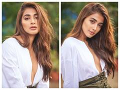 Pooja Hegde Photos: फ्रंट ओपन ड्रेस में कातिलाना पोज़ देती दिखीं पूजा हेगड़े, ग्लैमरस अंदाज ने बढ़ाई फैन्स की धड़कनें