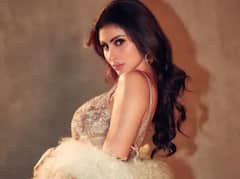 Mouni Roy Photos: ਸ਼ਿਮਰੀ ਥਾਈ ਸਲਿਟ ਗਾਊਨ 'ਚ ਮੌਨੀ ਰਾਏ ਨੇ ਦਿਖਾਇਆ ਆਪਣਾ ਗਲੈਮਰਸ ਲੁੱਕ, ਤਸਵੀਰਾਂ ਦੇਖ ਕੇ ਤਾਰੀਫ ਕਰਨ ਲਈ ਹੋ ਜਾਓਗੇ ਮਜਬੂਰ