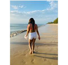 પરી જેવી સુંદર છે ઋષભ પંતની બહેન સાક્ષી, ફોટોમાં જુઓ ગ્લેમરસ અંદાજ