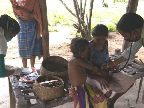 Malaria Outbreak in Bastar: 40 फीसदी मलेरिया के मरीज मिलने से स्वास्थ्य विभाग की बढ़ी चिंता, ग्रामीणों ने बताई फैलने की वजह Malaria Outbreak in Bastar: 40 फीसदी मलेरिया के मरीज मिलने से स्वास्थ्य विभाग की बढ़ी चिंता, ग्रामीणों ने बताई फैलने की वजह