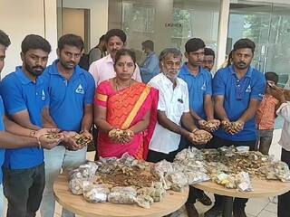 என்னது? 10 ரூபா காசு செல்லாதா? மூட்டையாக பிரித்துக்கொட்டி கார் வாங்கிய இளைஞர்!