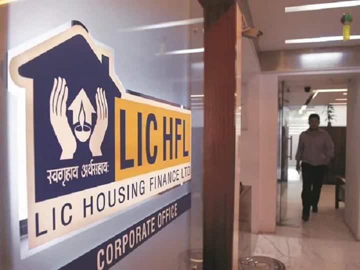 LIC housing finance increase home loan rates from 20 june 2022 check here latest rates LIC ने होम लोन की दरों में किया इजाफा, आज से खर्च करने होंगे ज्यादा पैसे, चेक करें लेटेस्ट रेट्स