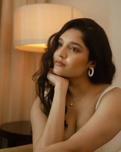 Ritika Singh: ఈమె కూడా ఎక్స్‌పోజింగ్ మొదలుపెట్టేసిందా?