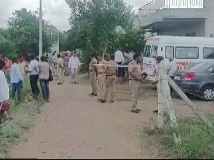 9 members of a family found mysterious dead at home in Sangli district maharastra பூட்டிக்கிடந்த வீடு! உள்ளே 9 பேரின் சடலம்! போலீசாரையே அதிர வைத்த பகீர் சம்பவம்!